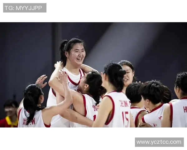 姚明亲临女篮赛事现场助力中国女篮再创辉煌