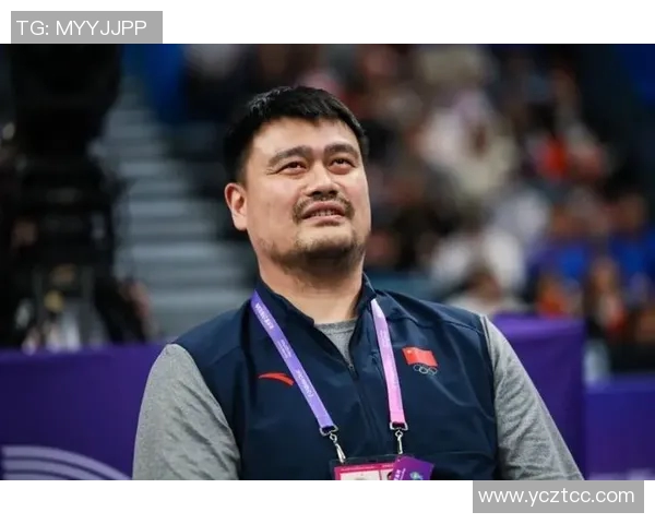 肯尼迪与姚明的传奇交汇:从政治舞台到篮球场的跨界故事 肯尼迪与姚明的传奇交汇:从政治舞台到篮球场的跨界故事