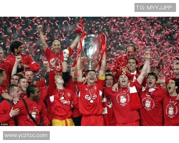 足球明星红色奖杯的背后故事与传奇人物的荣耀之路 足球明星红色奖杯的背后故事与传奇人物的荣耀之路