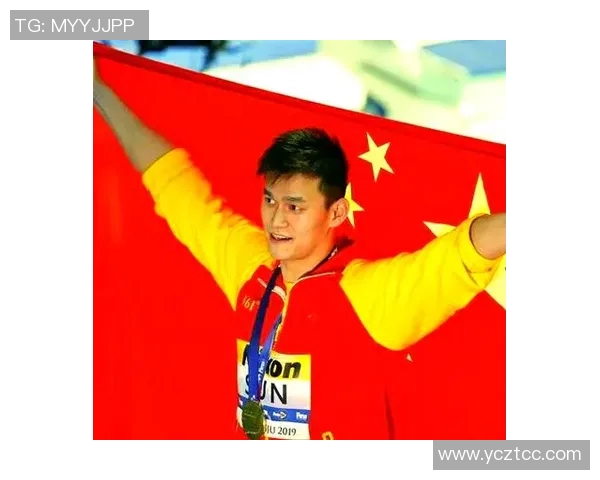 足球明星运动视频揭秘他们训练背后的辛酸与荣耀瞬间 足球明星运动视频揭秘他们训练背后的辛酸与荣耀瞬间